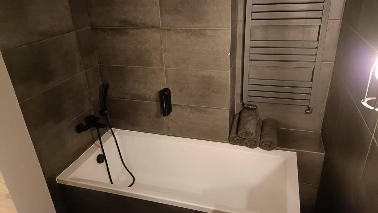 Loft Szewska 6 - Old Town - Parking Free Daire Stary Toruń Dış mekan fotoğraf